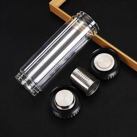 gourde en verre avec infuseur